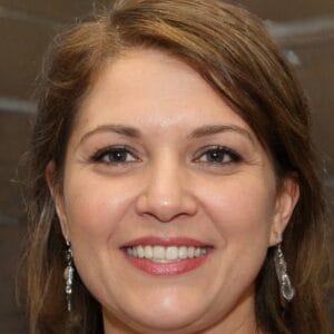 Σοφία Κουλούρη - Συγγραφέας